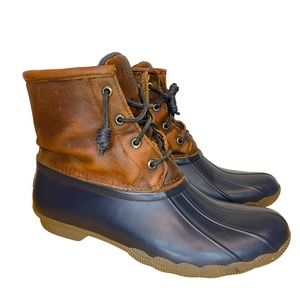 Sperry Saltwater Leather Upper Water Resistant Women’s Duck Boots Size 9